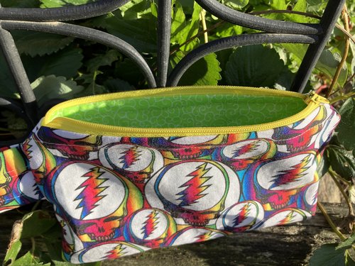 Handmade by Lucky Burrito featuring Grateful Dead stealie , zippered wristlet bags (clutch)