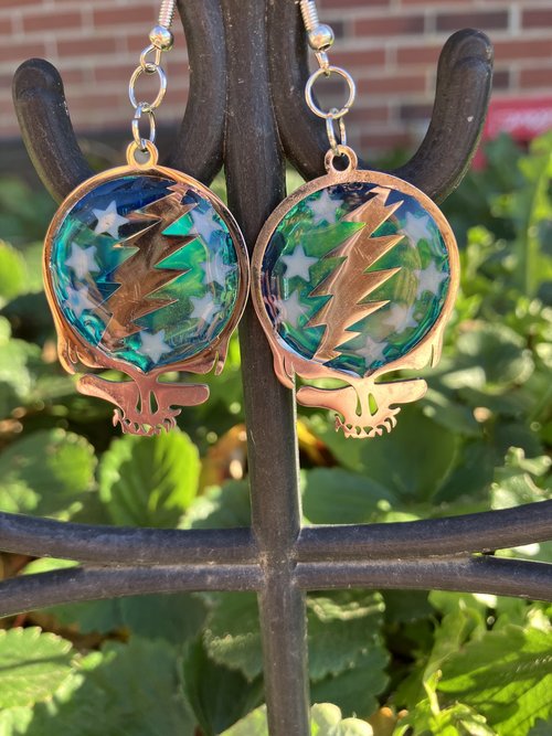 Handmade by Lucky Burrito Stealie earrings blue and white with glow in the dark stars