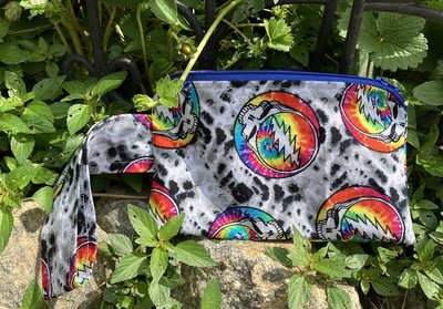 Handmade by Lucky Burrito Grateful Dead tie dye stealy licensed fabric, zippered wristlet bags (clutch) 