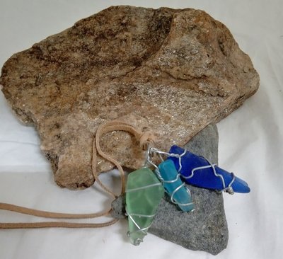 River Glass Necklace 