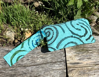 batik spiral motif  zippered wristlet bags (clutch) M