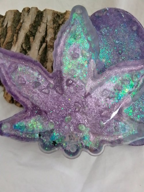 Set of Resin Cannabis Leaf  Ashtray and matching rolling/trinket tray