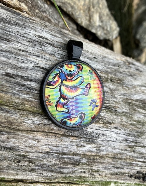 Grateful Dead Dancing Bear  and metal Pendant