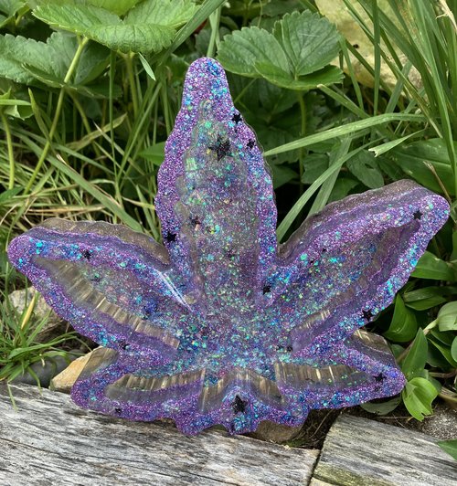 Set of Resin Cannabis Leaf  Ashtray and matching rolling/trinket tray