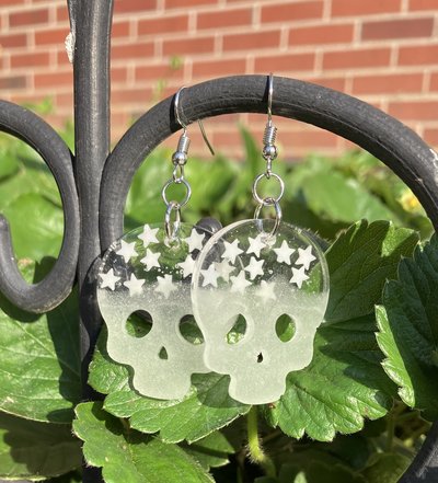 Resin Glow In the dark glitter and stars skull earrings
